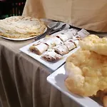 게스트하우스 Boutique Ikonomov 반스코