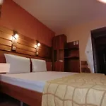 Boutique Ikonomov