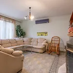 Boutique Ikonomov 게스트하우스 반스코