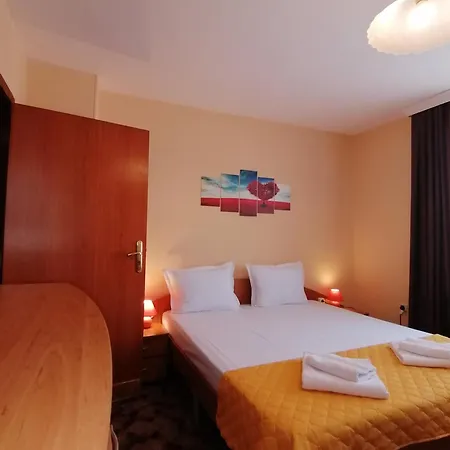 Boutique Ikonomov Πανσιόν 3*