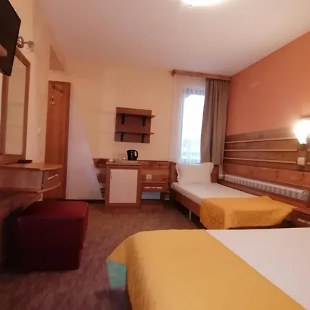 Πανσιόν Boutique Ikonomov 3*