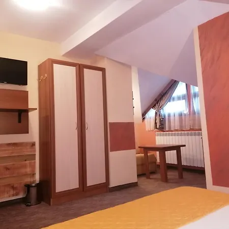 Boutique Ikonomov Πανσιόν 3*
