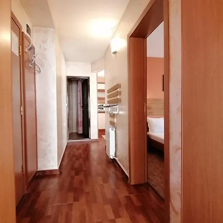 Pensión Boutique Ikonomov 3*