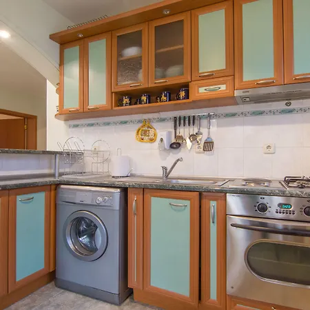 Boutique Ikonomov 3*