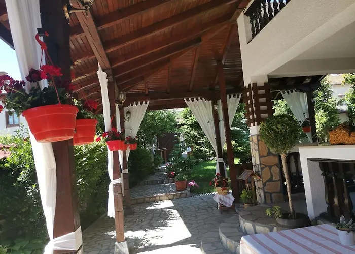 Gasthuis Boutique Ikonomov 3*